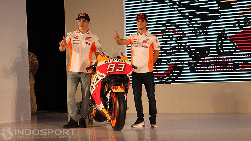 Dua pembalap Honda, Marc Marquez dan Dani Pedrosa. Copyright: © Petrus Manus Da Yerimon/INDOSPORT